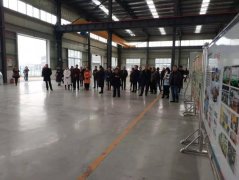 張灣區(qū)委“兩新”黨建工作現(xiàn)場會，百余名黨支部書記來到震序公司參觀